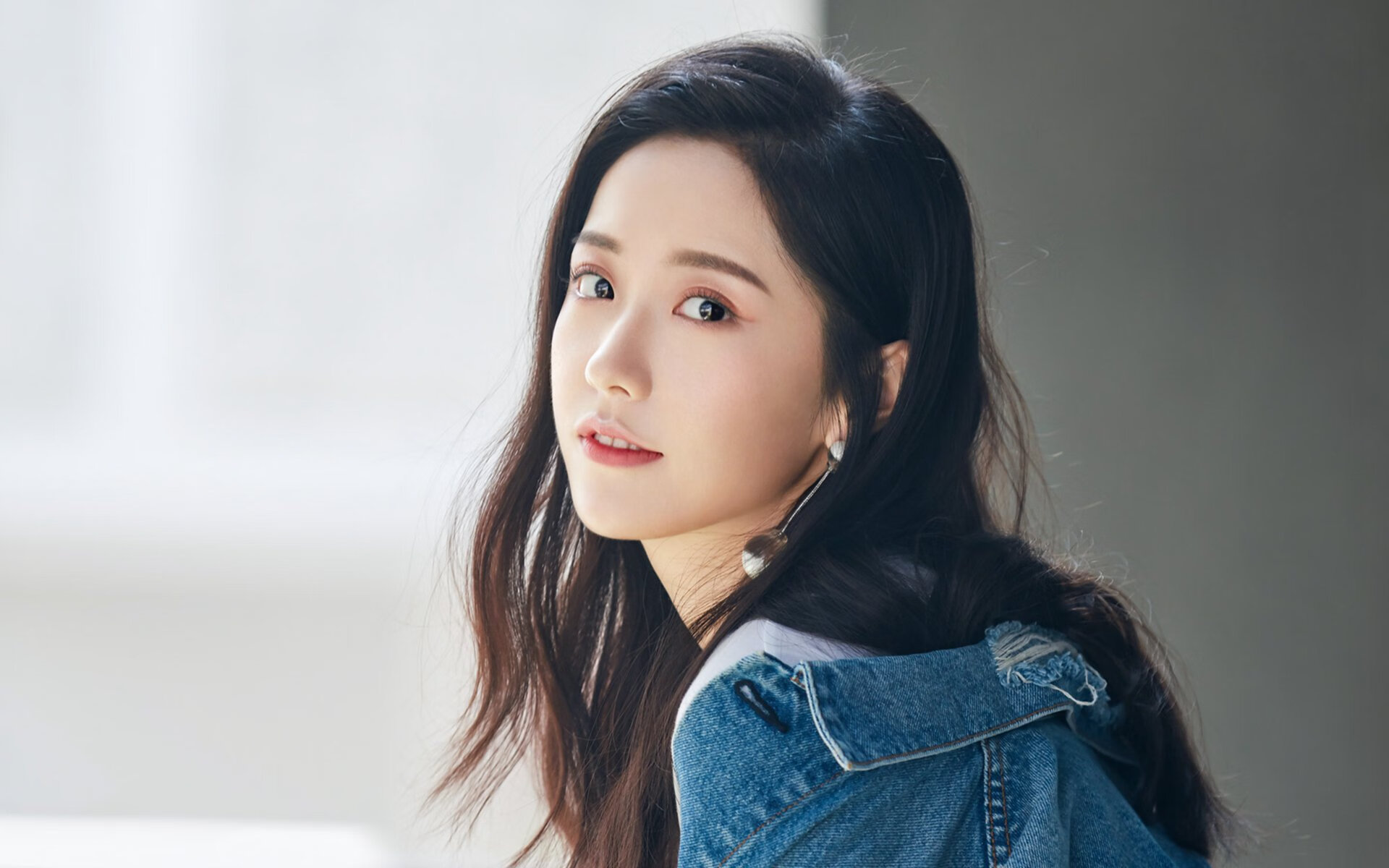九游娱乐(jiuyou)官网-足球评论节目在短视频平台受到热捧，足球评论的app