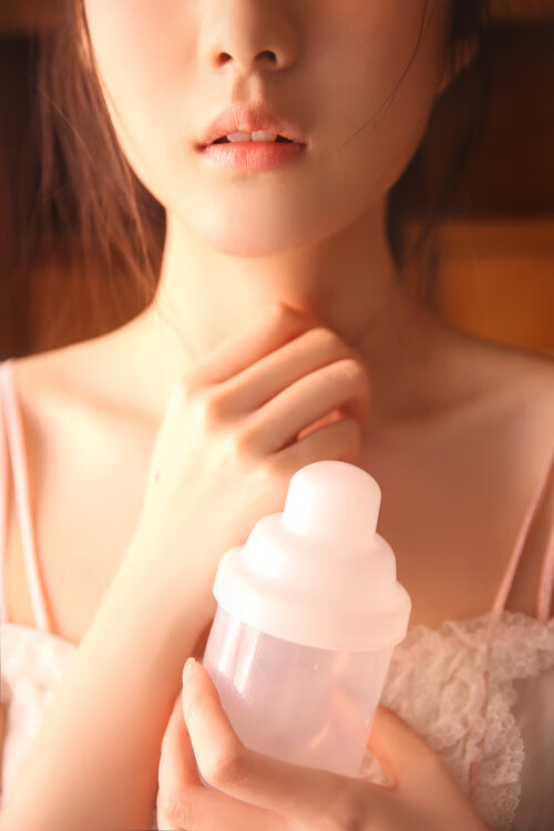 美国女足在巴黎奥运会比赛中以2-0战胜日本，奥运会美国女足比分结果